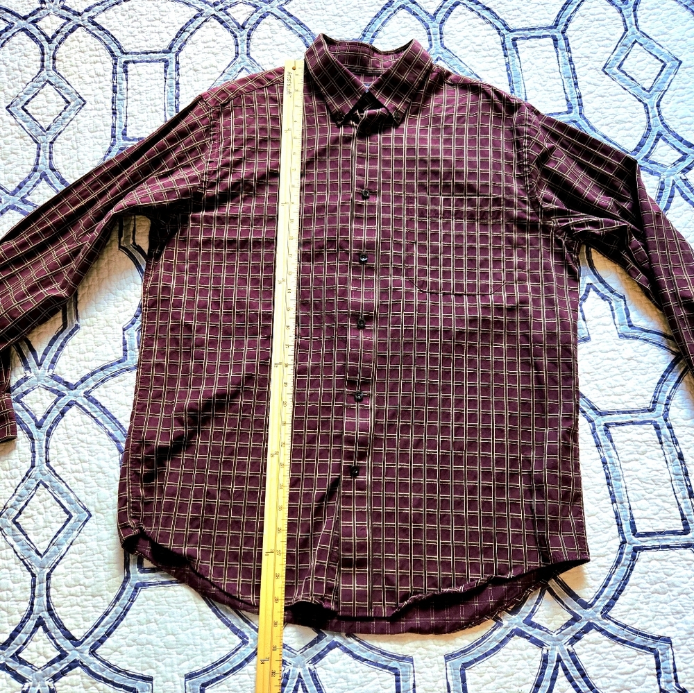 Consensus Windowpane Textured Button Down Shirt - Picture 12 of 12